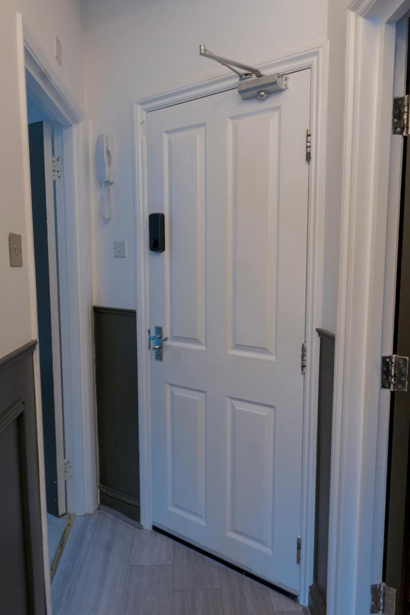 5C- Stylish Urban Retreat - Spacious 2 Bed Flat 伦敦 外观 照片