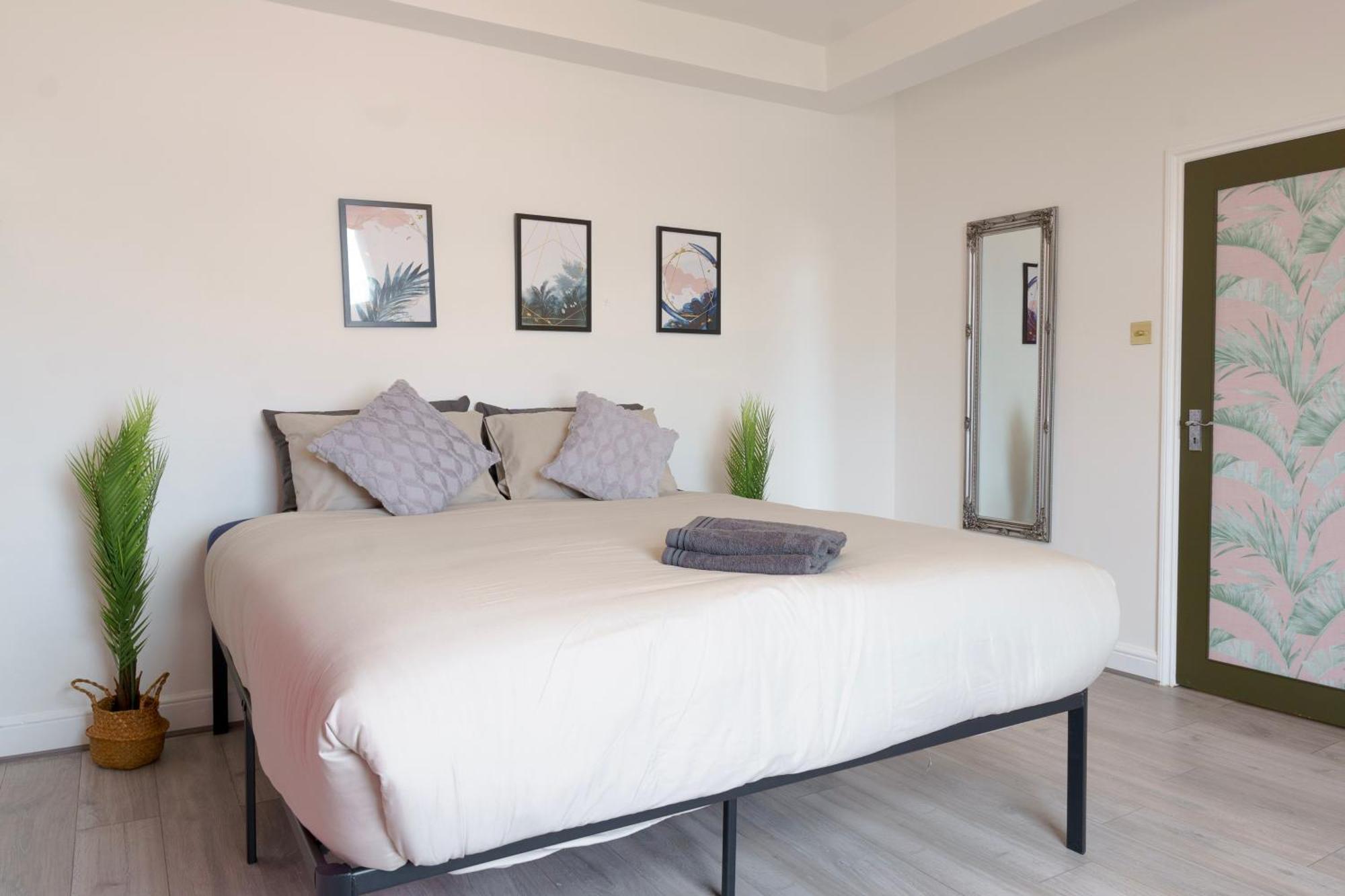 5C- Stylish Urban Retreat - Spacious 2 Bed Flat 伦敦 外观 照片
